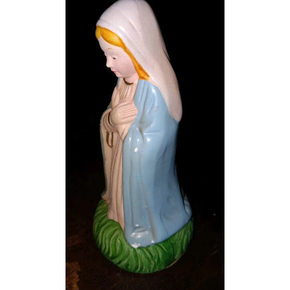 CERAMIC‎ NATIVITY FIGURE THE MOTHER MARY